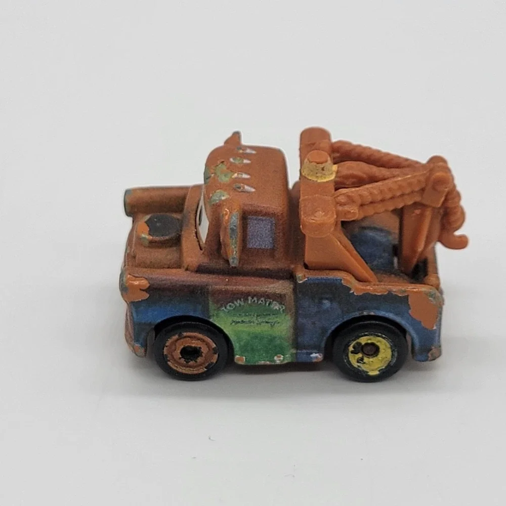 Disney Pixar‎ Cars Mini Racers Diecast 1:87 Tow Mater Tow Truck 2016